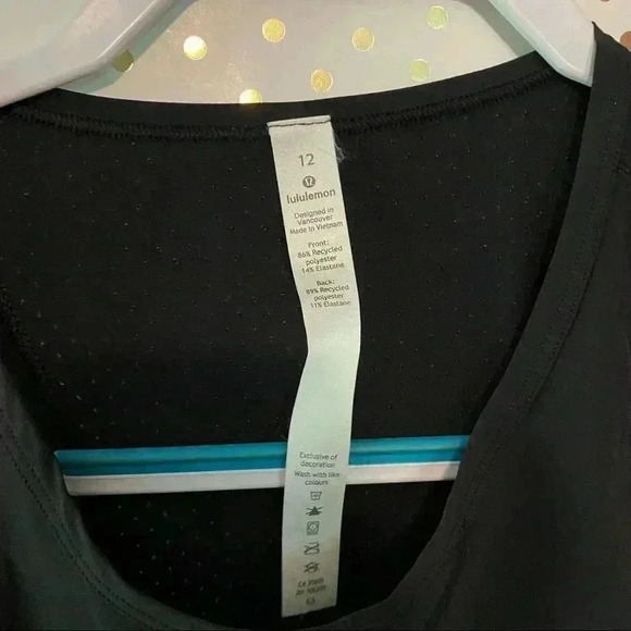 Lululemon Black Top - Picture 5 of 10